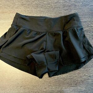Calia medium-sized black shorts
